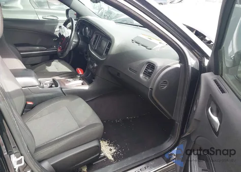 2017 Dodge Charger Se Rwd z USA, uszkodzony, nr VIN 2C3CDXBG0HH579247